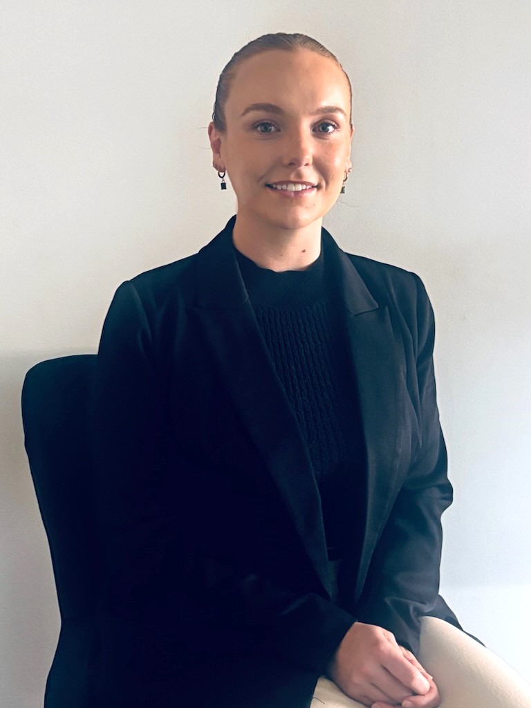Hayley Love – Customer Service Officer
